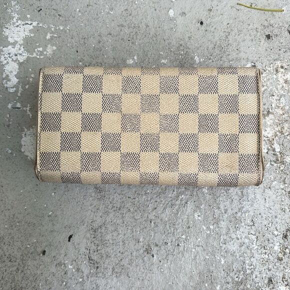 Louis Vuitton Beige and Brown Checkered Wallet - Picture 3 of 13